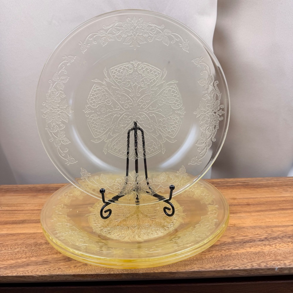 Indiana Glass Vernon Yellow Depression Glass Salad Plates 8.25 Inch Set of 4